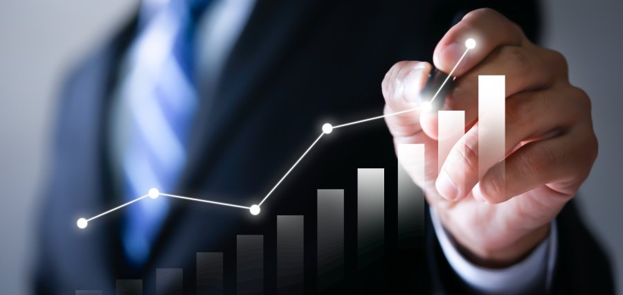 Business Management Strategies in 2025: 7 Proven Ways to Lead and Succeed